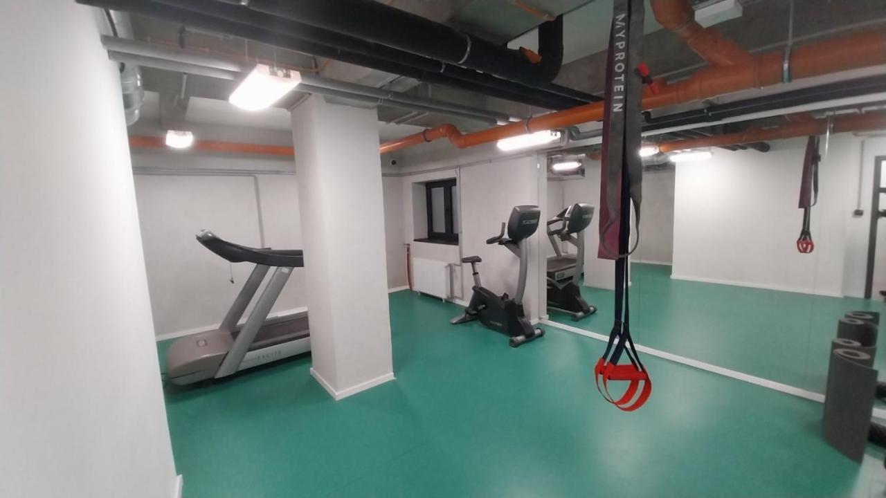 Peaceful Basement Apartment With Terrace & Free Gym Budapest Exterior foto