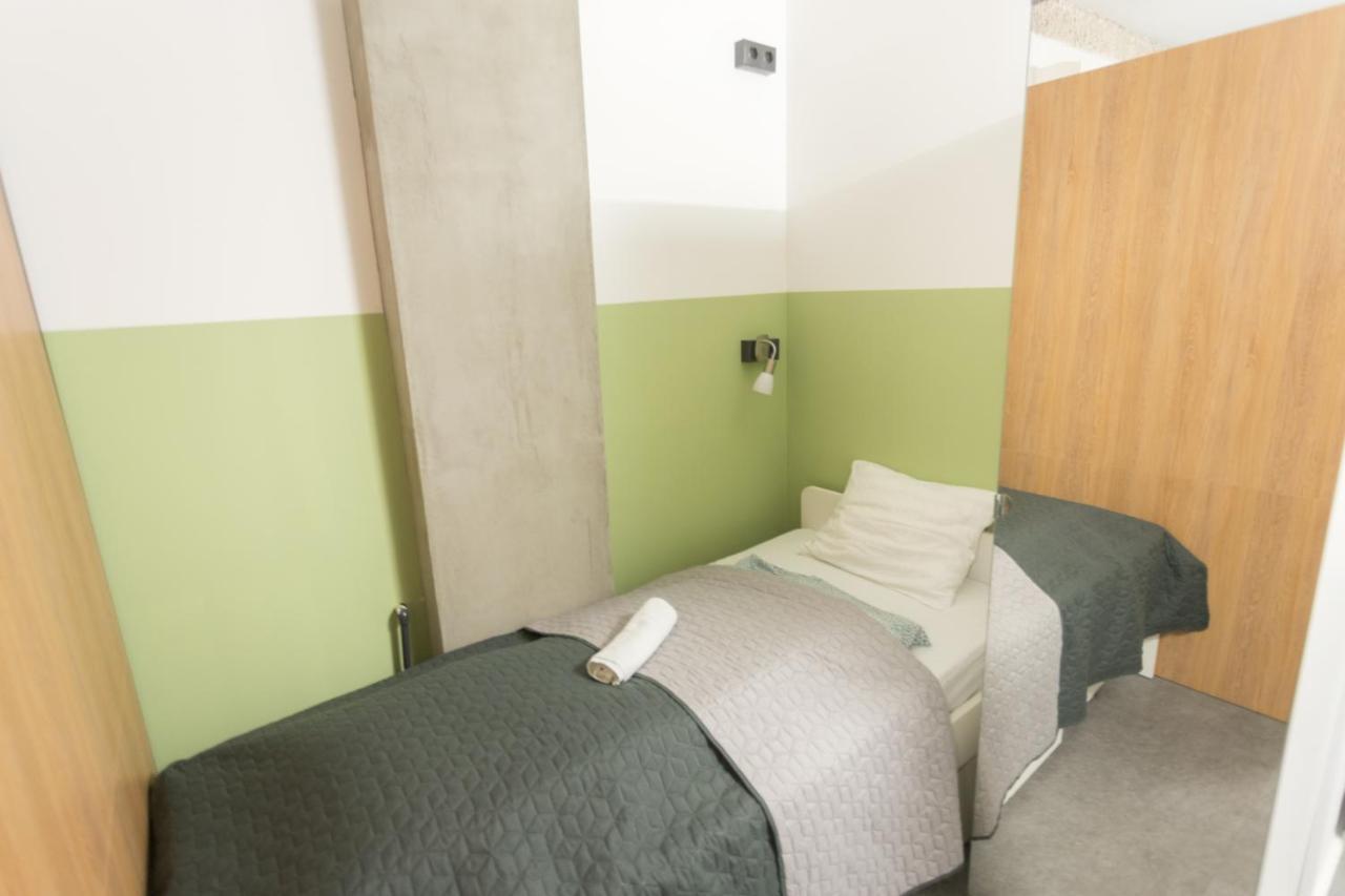 Peaceful Basement Apartment With Terrace & Free Gym Budapest Exterior foto
